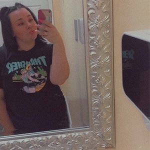 Meet your Posher, Nikki